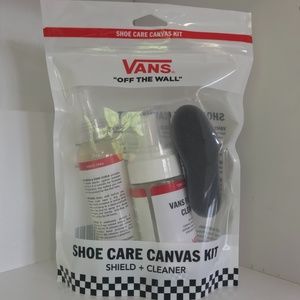 VANS SHOE CARE CANVAS KIT (vans shoe cleaner)